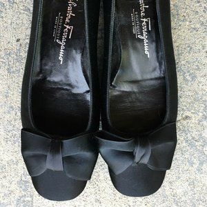 8 C Wide Ferragamo Satin Bow Ballet Flats Evening Pumps
